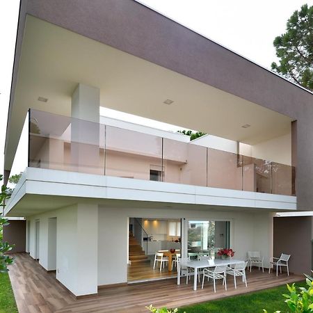 Summer Villas Ліньяно-Сабб'ядоро Екстер'єр фото