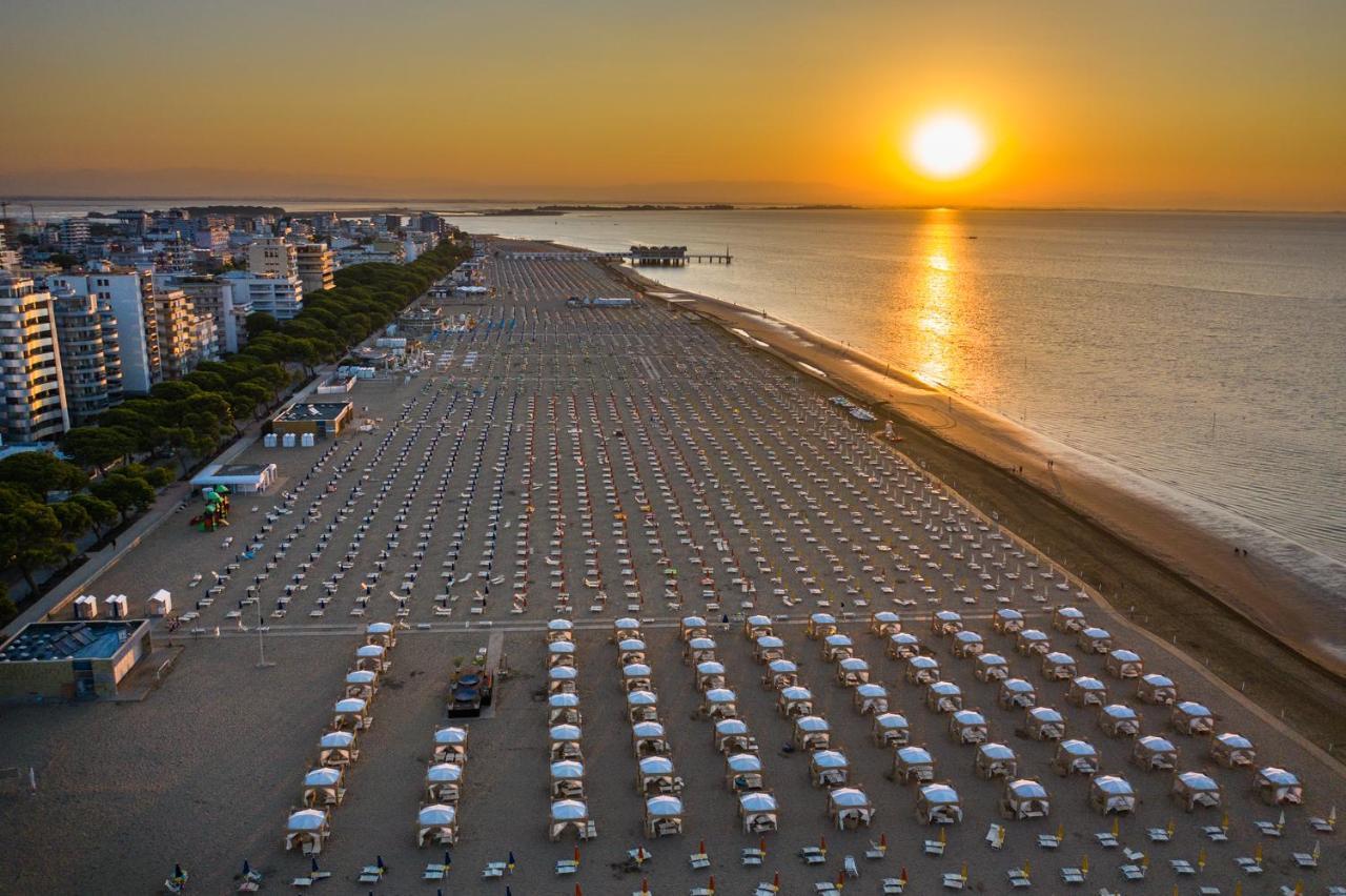 Summer Villas Ліньяно-Сабб'ядоро Екстер'єр фото