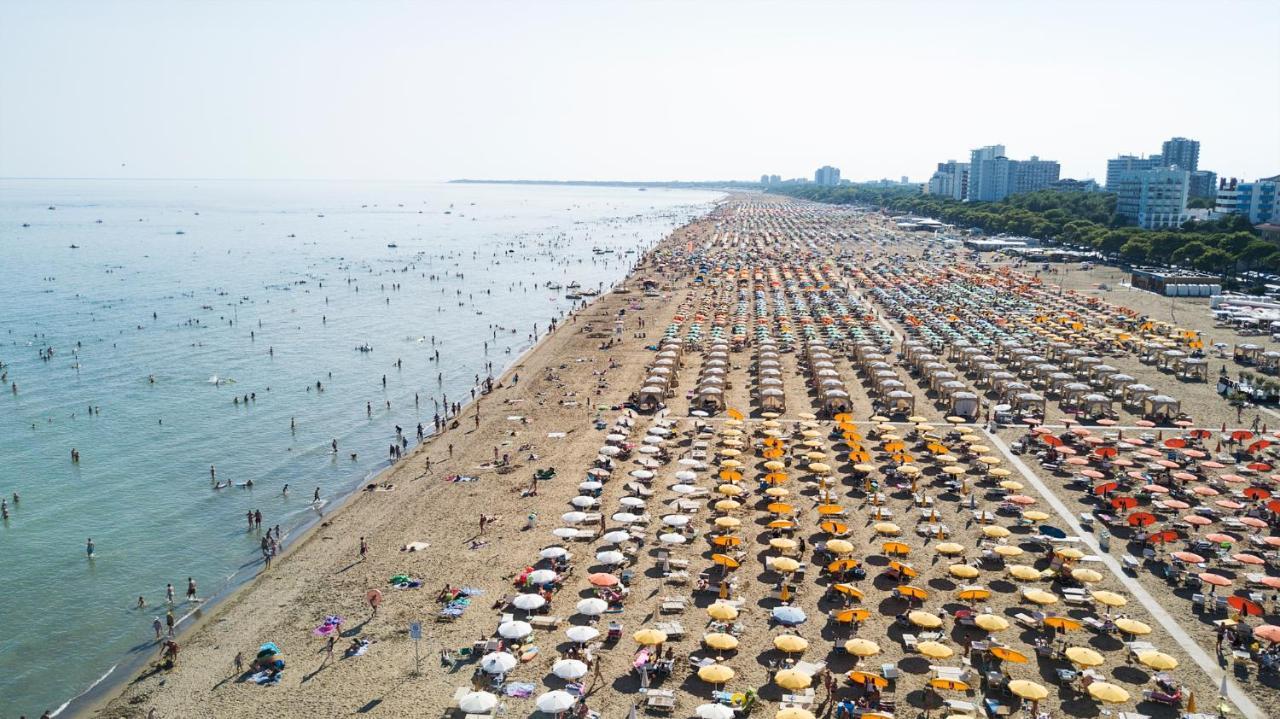 Summer Villas Ліньяно-Сабб'ядоро Екстер'єр фото